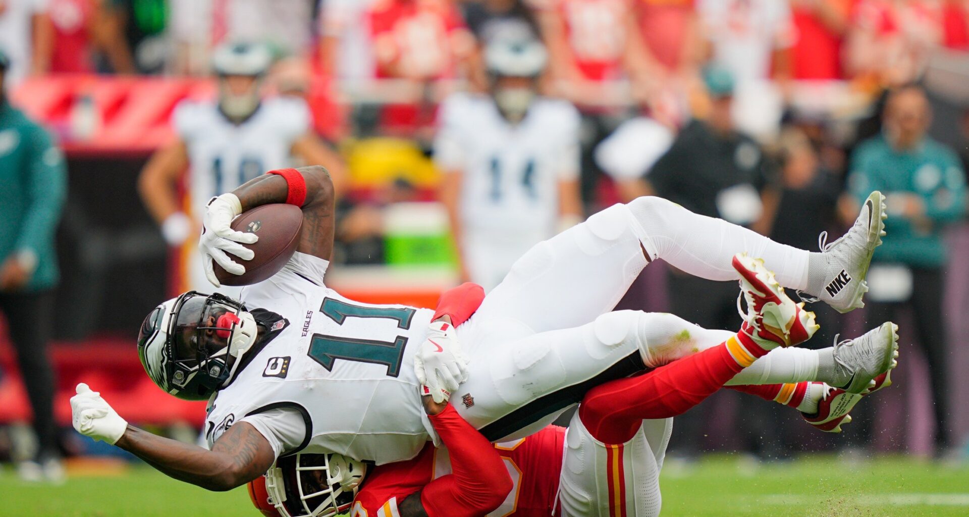 A.J. Brown Begs For Trade In Cryptic Post; Top 4 Suitors Emerge