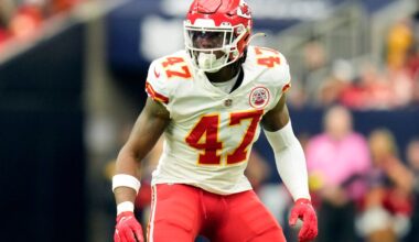 Patriots add three-time Super Bowl champ to gameday roster