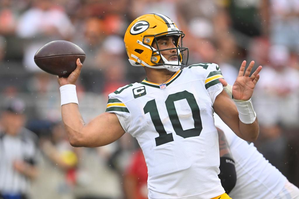 'Sunday Night Football' Week 4 picks, props, odds