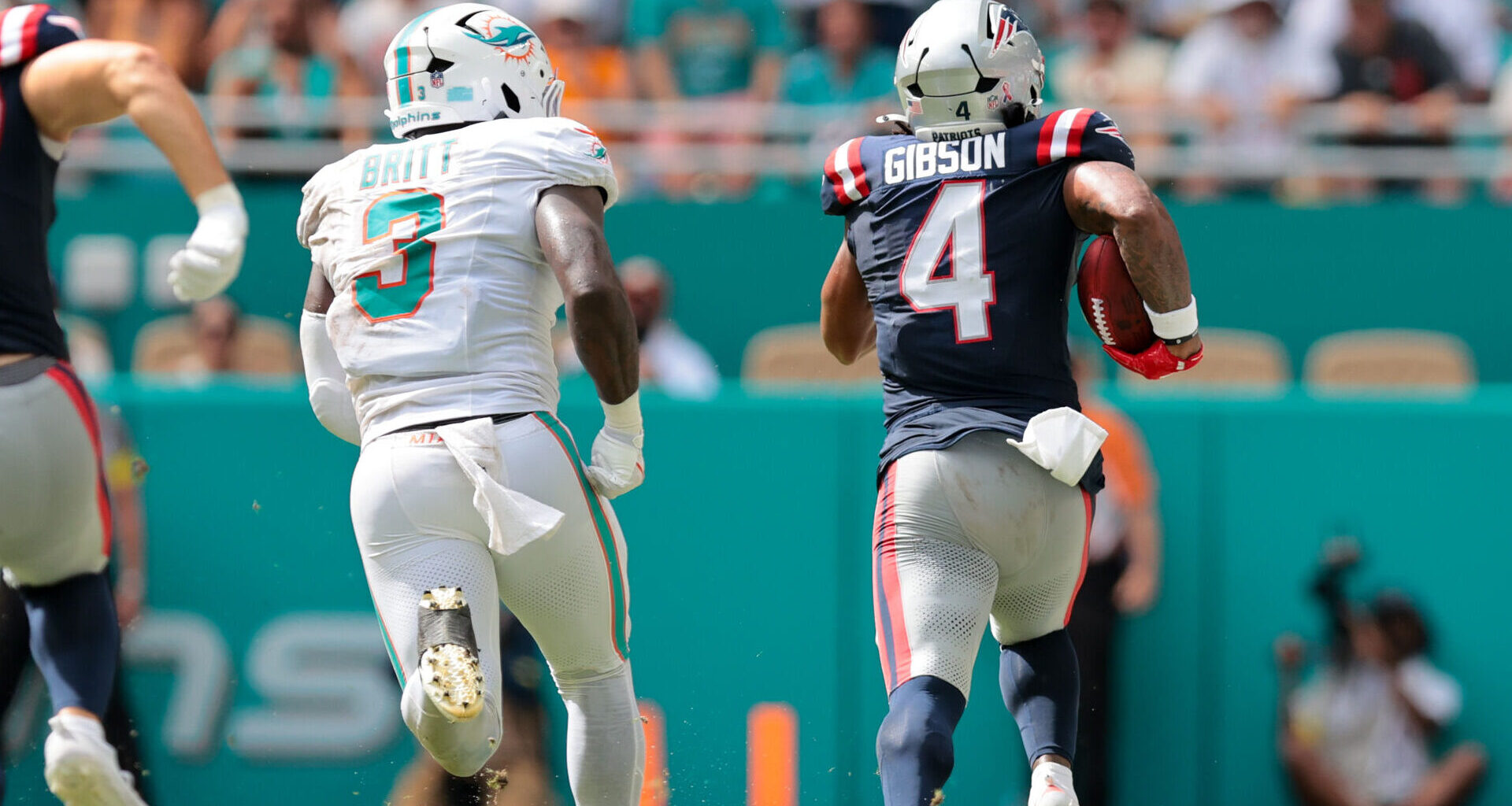 New Video Shows Antonio Gibson's Immediate Reaction To Big Touchdown