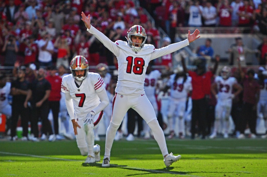 San Francisco 49ers claim first place in NFC West with 16-15 win over Arizona Cardinals