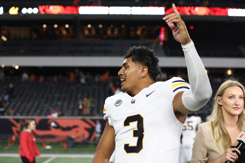 Jaron-Keawe Sagapolutele delivers for Cal Bears vs. Oregon State