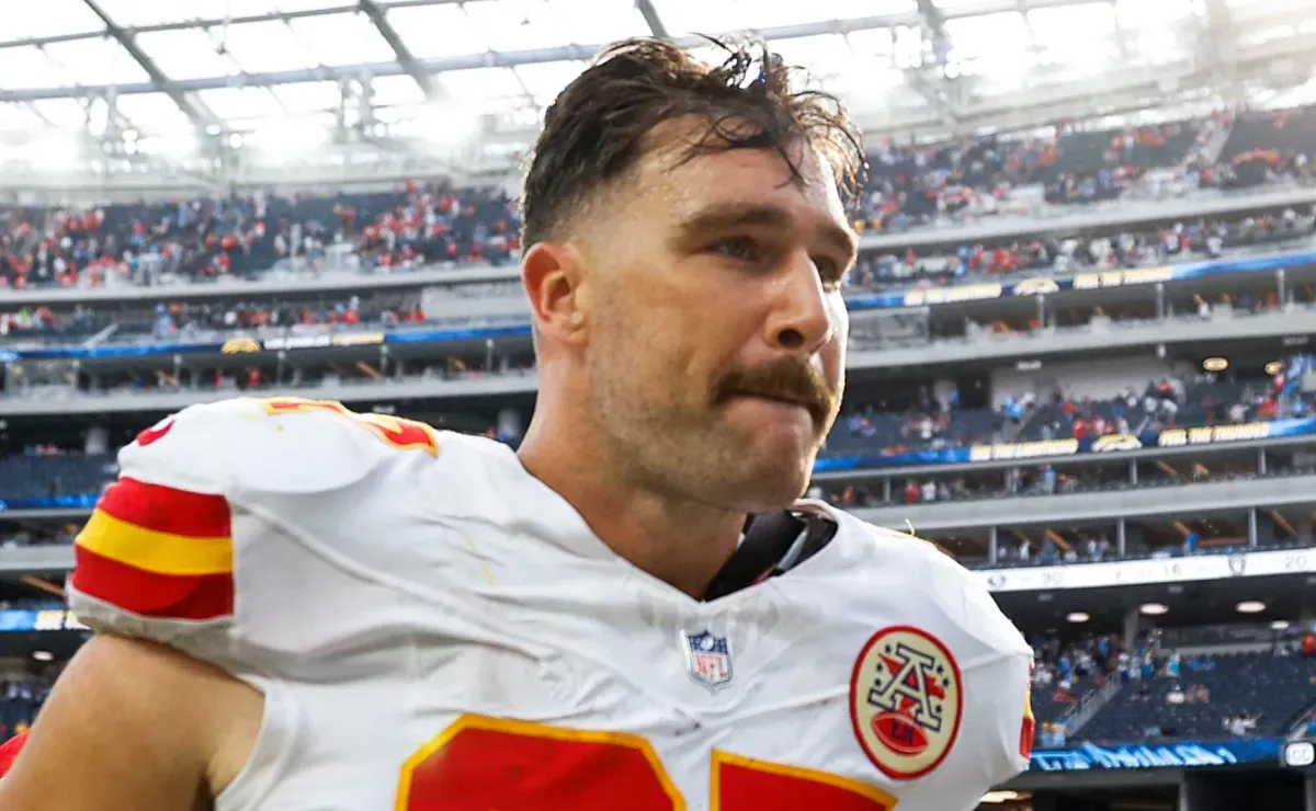 Travis Kelce, Taylor Swift mocked by Chargers player who slapped the TE during Chiefs loss