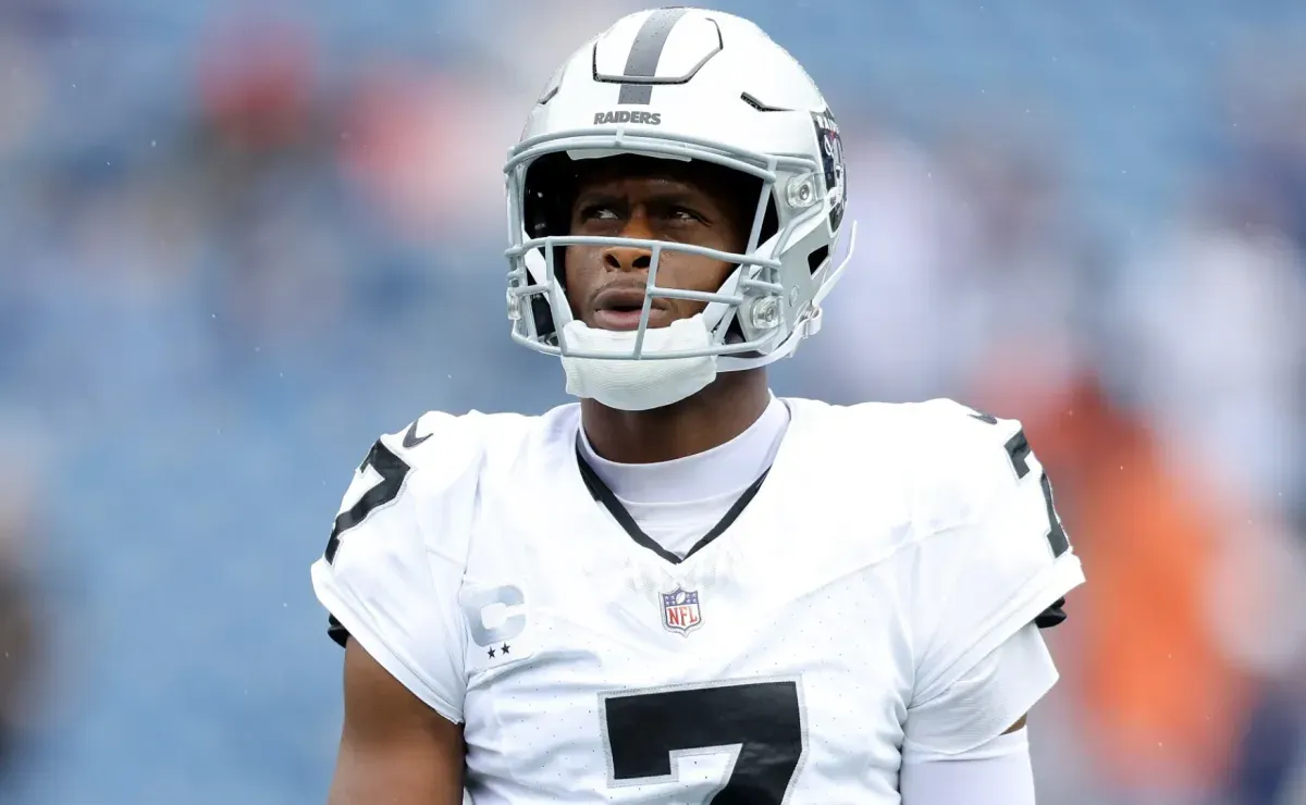 Geno Smith drops painful message after throwing three interceptions against Justin Herbert’s Chargers