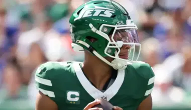 Why is Justin Fields not playing today for Jets vs Buccaneers in Week 3 of 2025 NFL season?