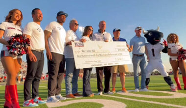 Texans’ Cal McNair, Hannah McNair, Andre Johnson, Mike Tomon visit Kerrville, give donations after flooding tragedy