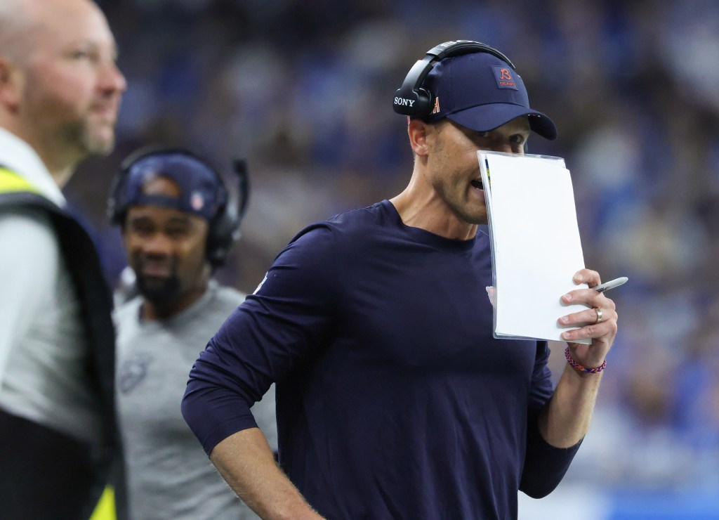 Chicago Bears barely competitive in troubling 0-2 start