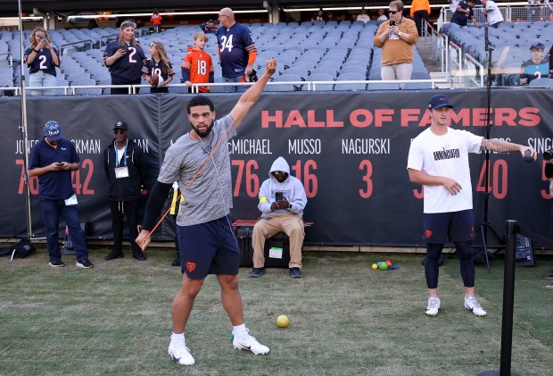 Chicago Bears quarterback Caleb Williams warms up for a game against the Minnesota Vikings at Soldier Field in Chicago on Sept. 8, 2025. (Chris Sweda/Chicago Tribune)