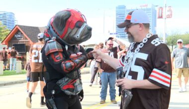 Browns commemorate 40th anniversary of “Dawg Pound”