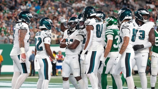 The Philadelphia Eagles want to become the first back-to-back winners in the division.(Reuters)
