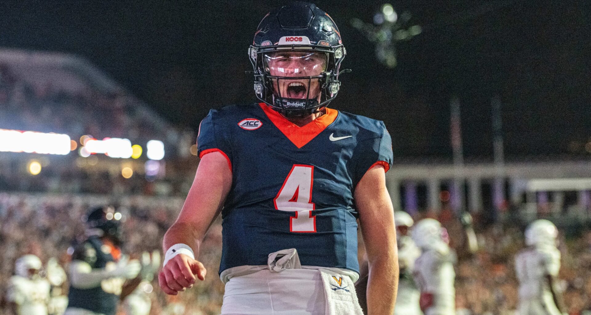 College Football Corner: Virginia kicks off upsetting weekend with a stunner