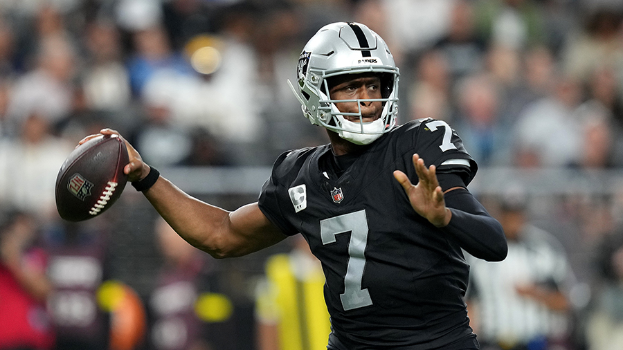Former Seattle Seahawks QB Geno Smith Las Vegas Raiders 2025...