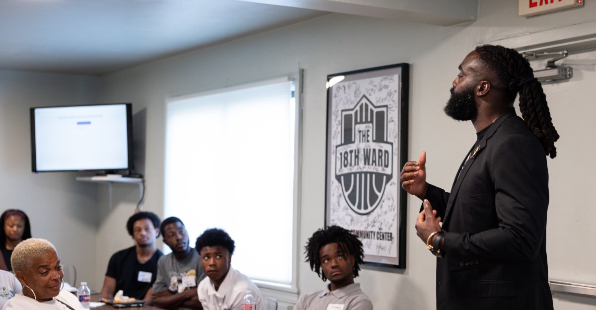 Saints LB Demario Davis launches youth leadership program with The 18th Ward