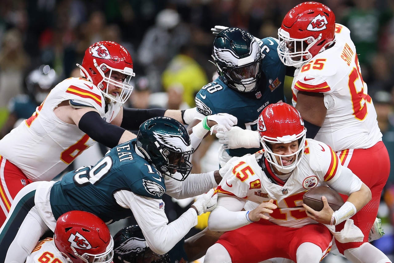 Eagles pass rush faces test vs. Patrick Mahomes in Super Bowl rematch