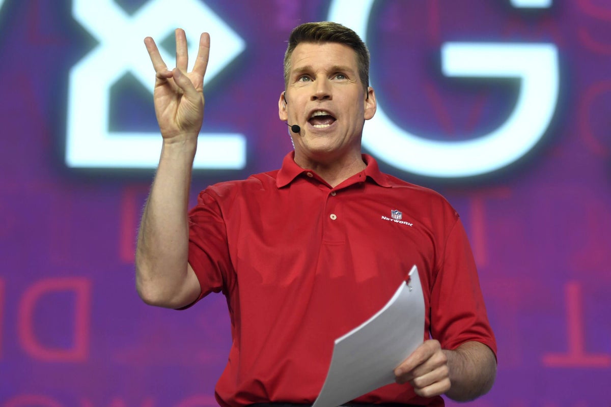 NFL RedZone host Scott Hanson confirms broadcast will feature commercials this season