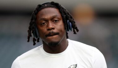 Eagles' A.J. Brown speaks out on shockingly quiet opening night