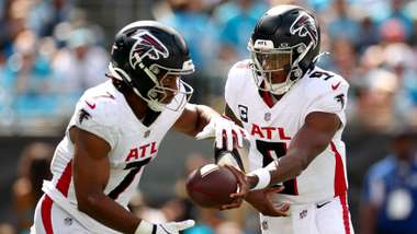 Atlanta Falcons v Carolina Panthers