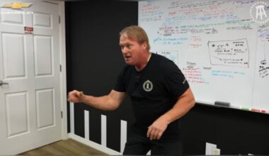 Jon Gruden Aaron Rodgers