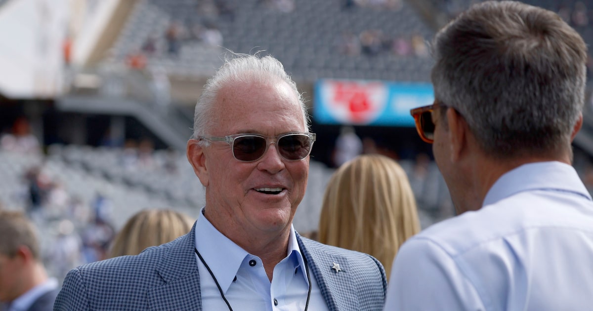 Stephen Jones talks Cowboys’ defensive issues, Jadeveon Clowney’s possible debut and more