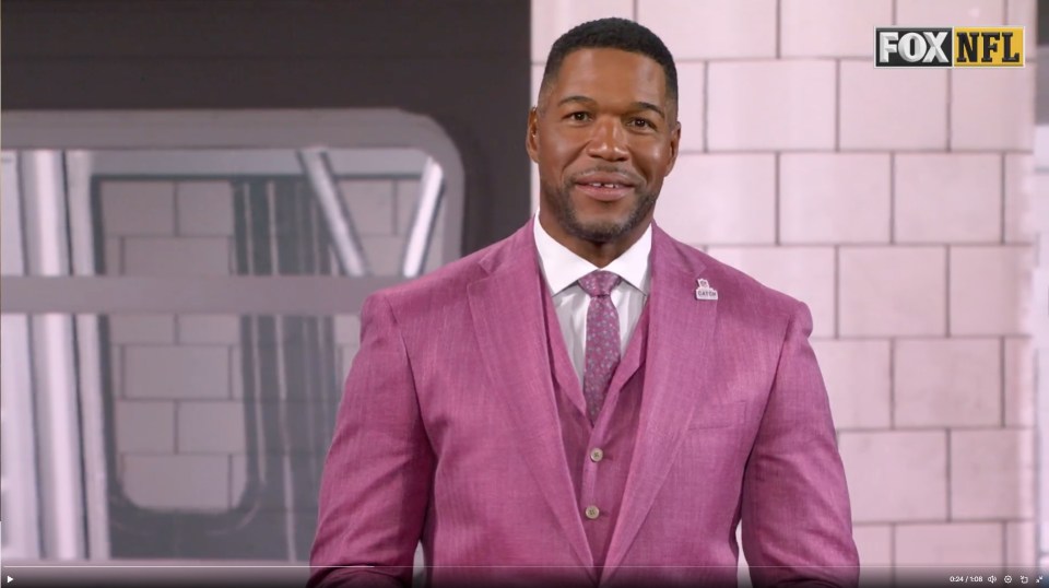 Strahan poked fun at Gronkowski's absence from Fox's Kickoff show