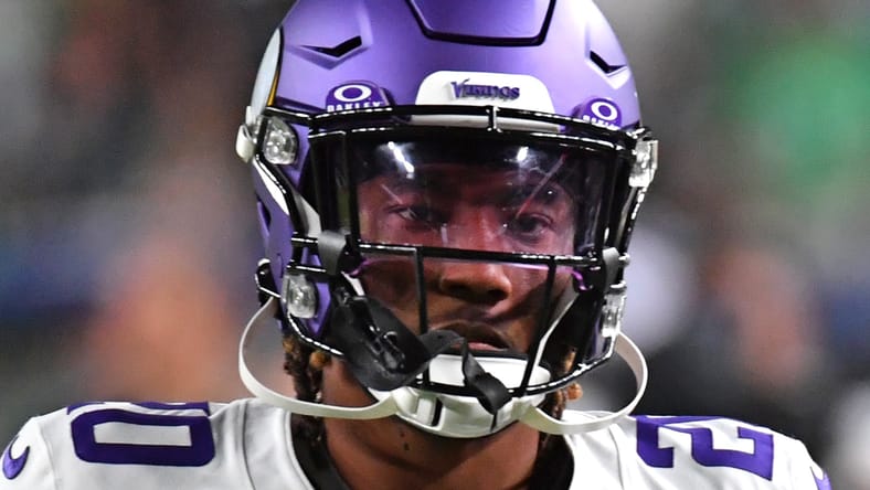 Jay Ward lines up in coverage during a Vikings game against the Eagles at Lincoln Financial Field. Vikings breakout players.