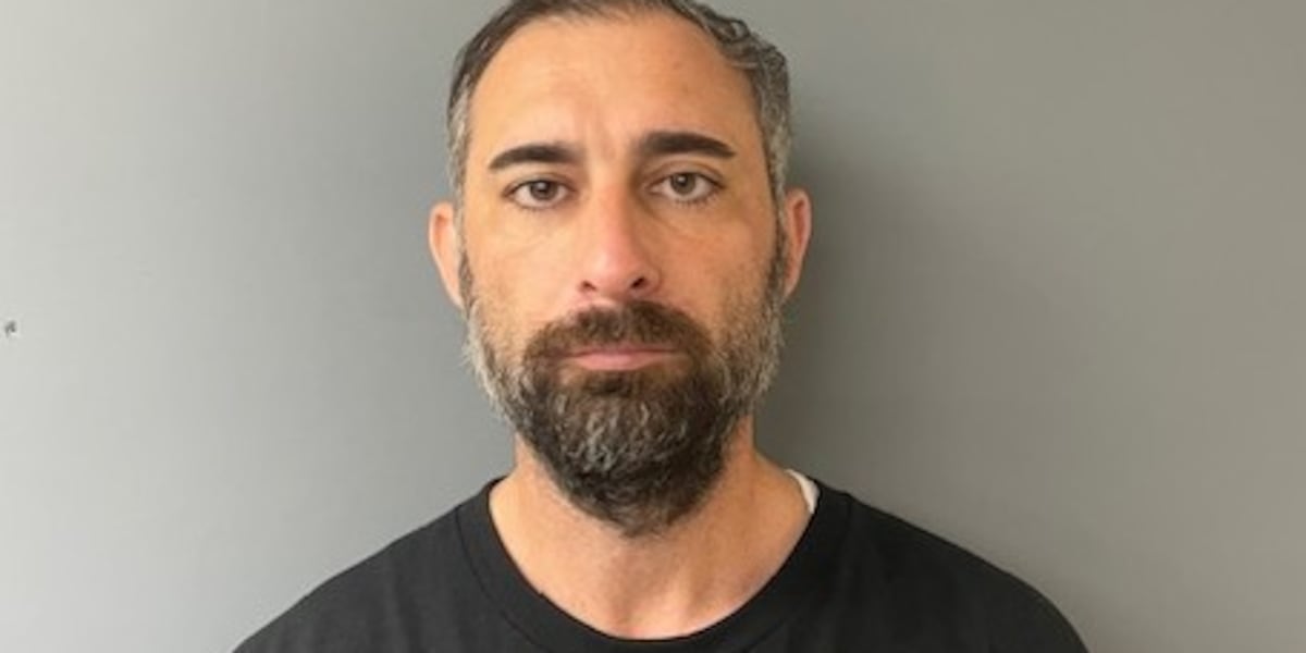 Assistant coach arrested after allegedly pushing 7-year-old football player to ground in New Milford game
