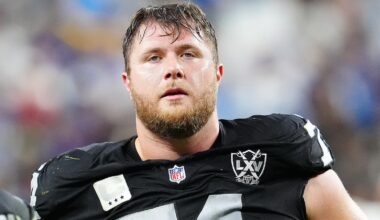 Incredible video shows Jon Gruden's short son next to Raiders' 6-foot-8 lineman