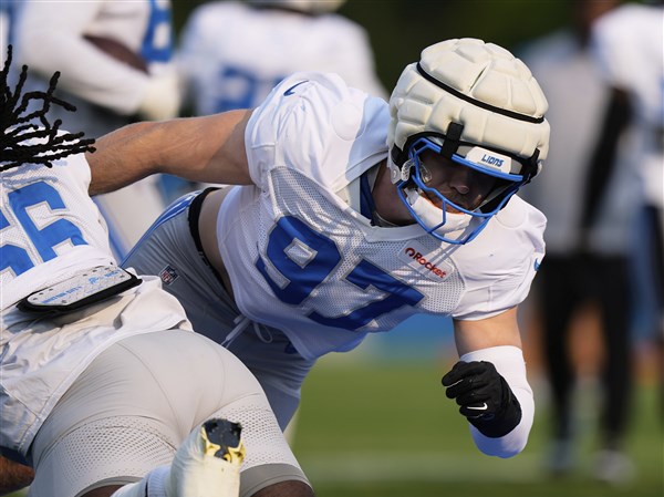 Lions-Packers showdown: Debut for Parsons, return for Hutchinson