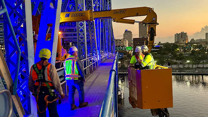 Main Street Bridge northbound lanes will still be closed ahead of Jaguars game. Here are alternative routes