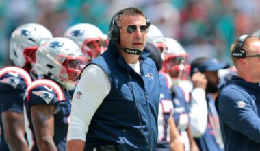 Mike Vrabel Sends Obvious Message To Struggling Patriots Rookie