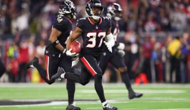 Texans sign fullback Jakob Johnson to 53-man roster, elevate defensive backs D’Angelo Ross, Myles Bryant