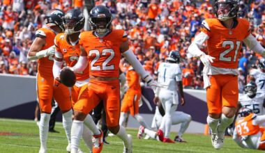 Nacogdoches’ Brandon Jones recovers fumble in Denver win
