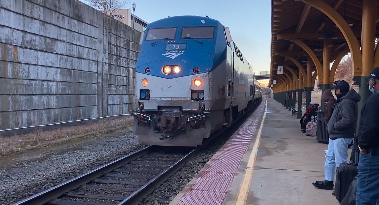An Amtrak passenger train arriving to pick up passengers in N.C. (Spectrum News 1)