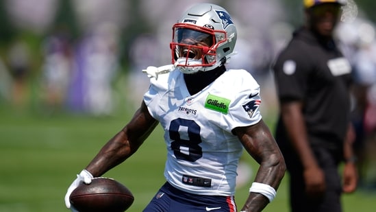New England Patriots wide receiver Stefon Diggs (8) reacts after catching a pass during a joint NFL football training camp with the Minnesota Vikings(AP)