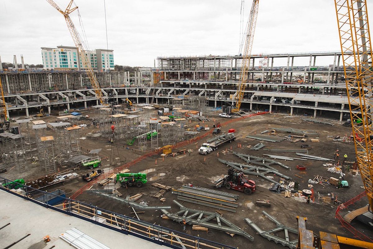 Titans reach halfway point of construction on new enclosed stadium