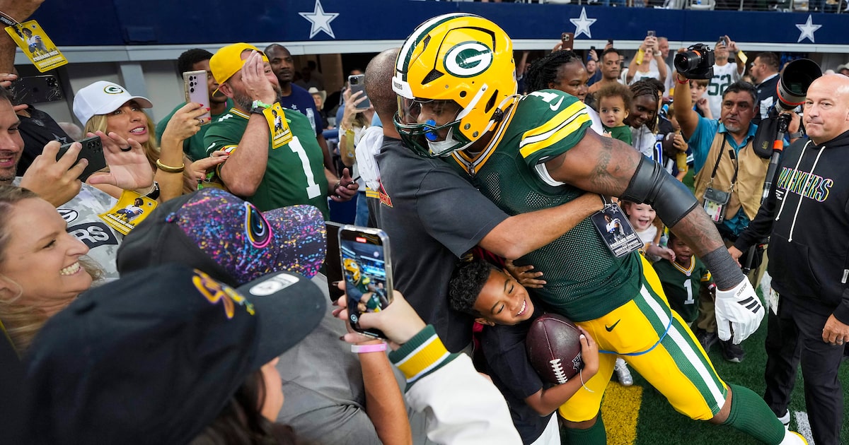 Micah Parsons’ Dallas return wasn’t ‘just another game.’ AT&T Stadium atmosphere proved it