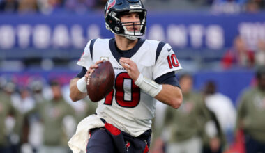 Texans To Extend QB Davis Mills