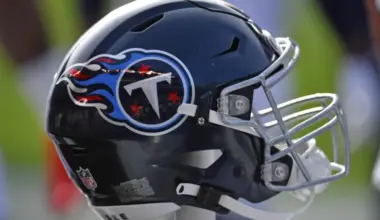 Titans trade pitch adds Chiefs' young 15-game starter to help awful offensive line image