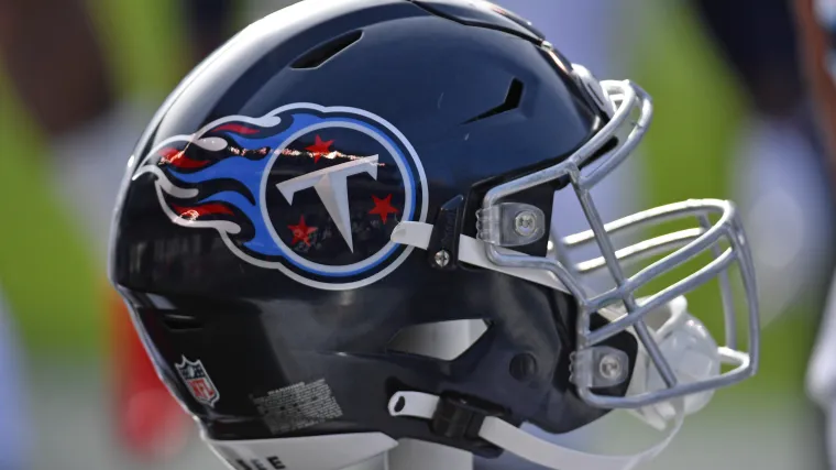 Titans trade pitch adds Chiefs' young 15-game starter to help awful offensive line image