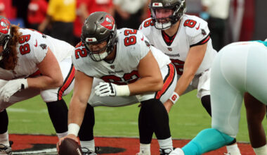 Buccaneers Move Graham Barton To LT