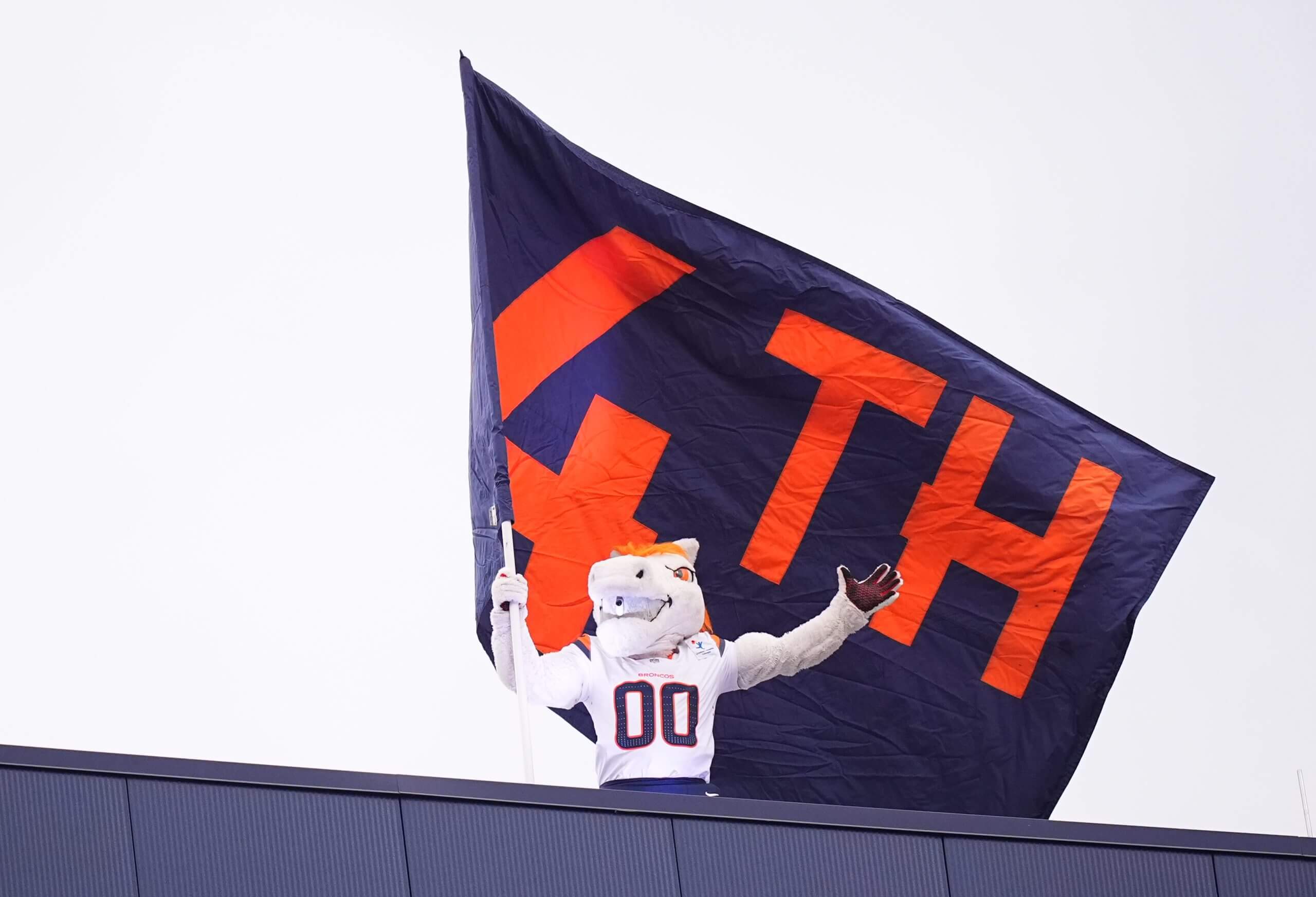 Miles brings horsepower to the Denver Broncos defense on fourth downs. (Ron Chenoy / Imagn Images)