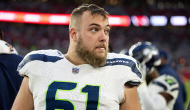 Jalen Sundell Earns Seahawks' Center Job