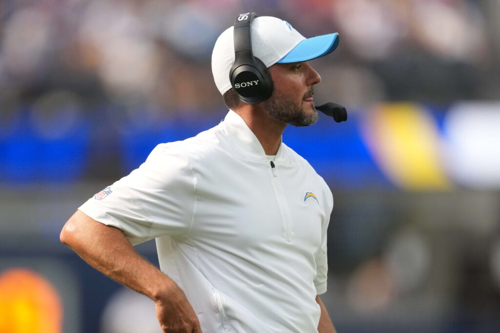 Chargers' Minimalist Defensive Blueprint Proving Effective