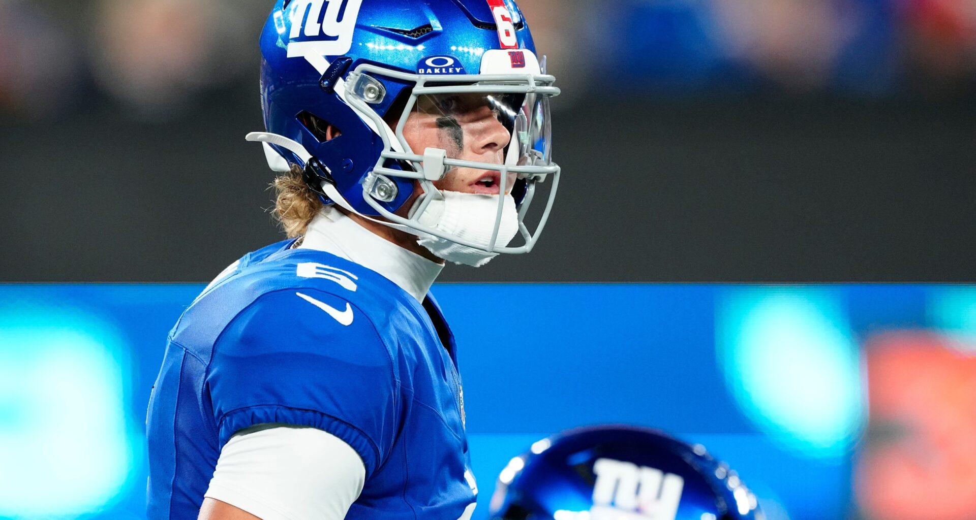 New York Giants QB Depth Chart – Veteran Russell Wilson Named QB1 in Giants Week 1 QB Depth Chart, Rookie QB Named As His Backup!