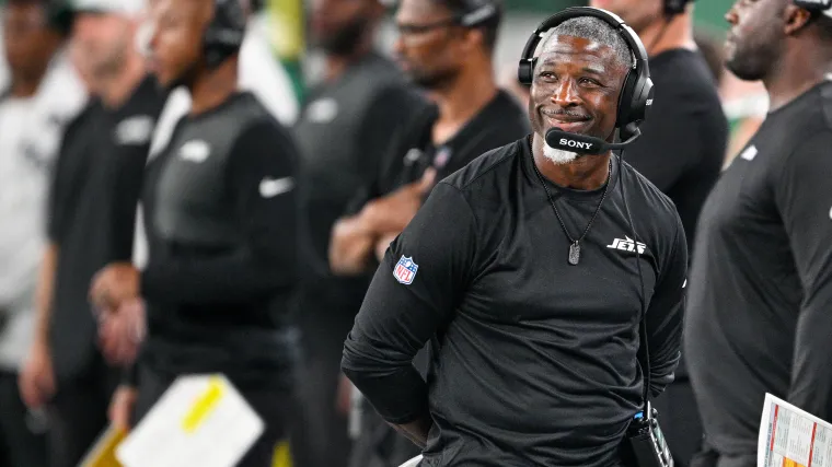 Bengals, Jets dubbed potential trade partners for Super Bowl-winning quarterback image