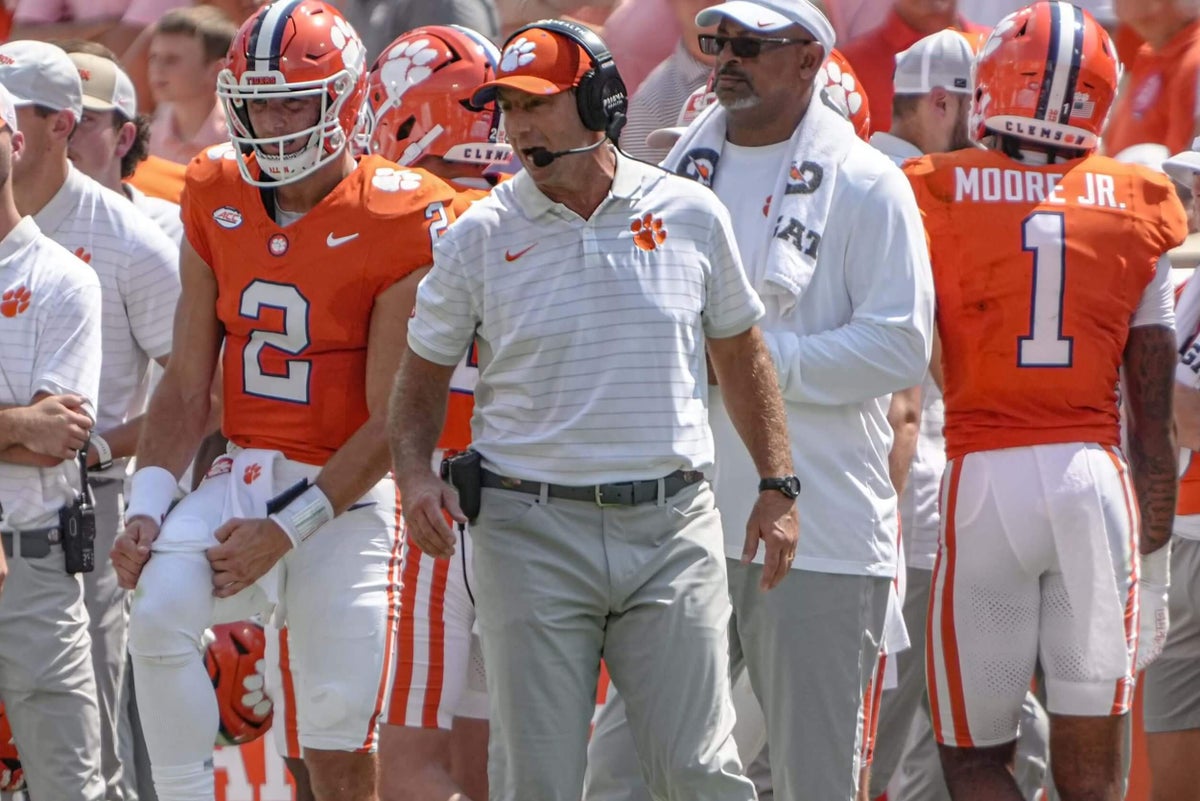 Clemson’s D has 3 projected NFL first-rounders. So why did the Tigers give up 400 yards?