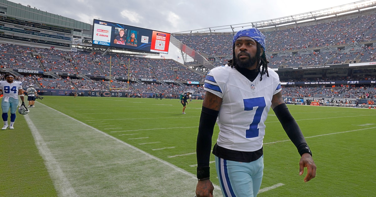 Cowboys CB Trevon Diggs, DT Kenny Clark sustain injuries in second half vs. Bears