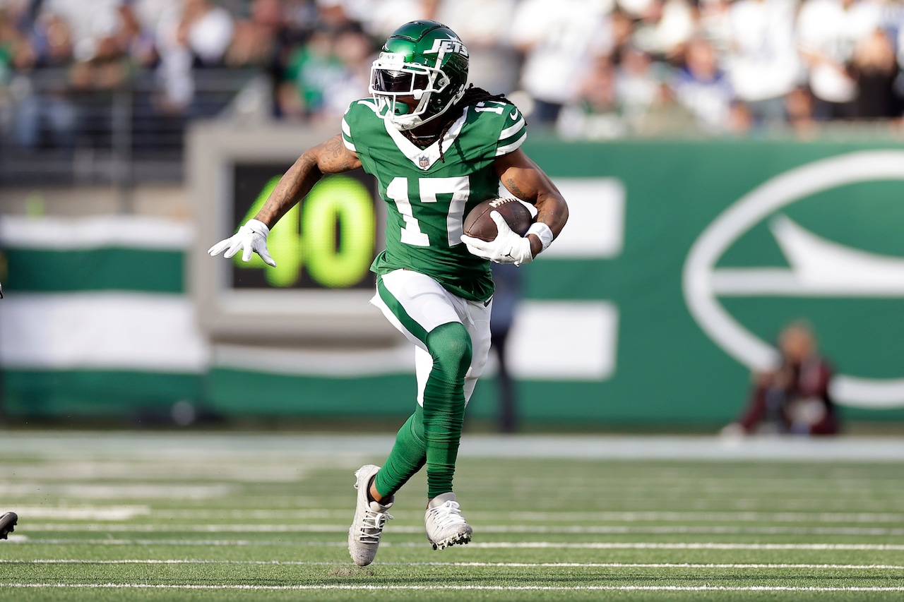 Ex-Jets WR reveals rookie asked for $1 million for jersey number