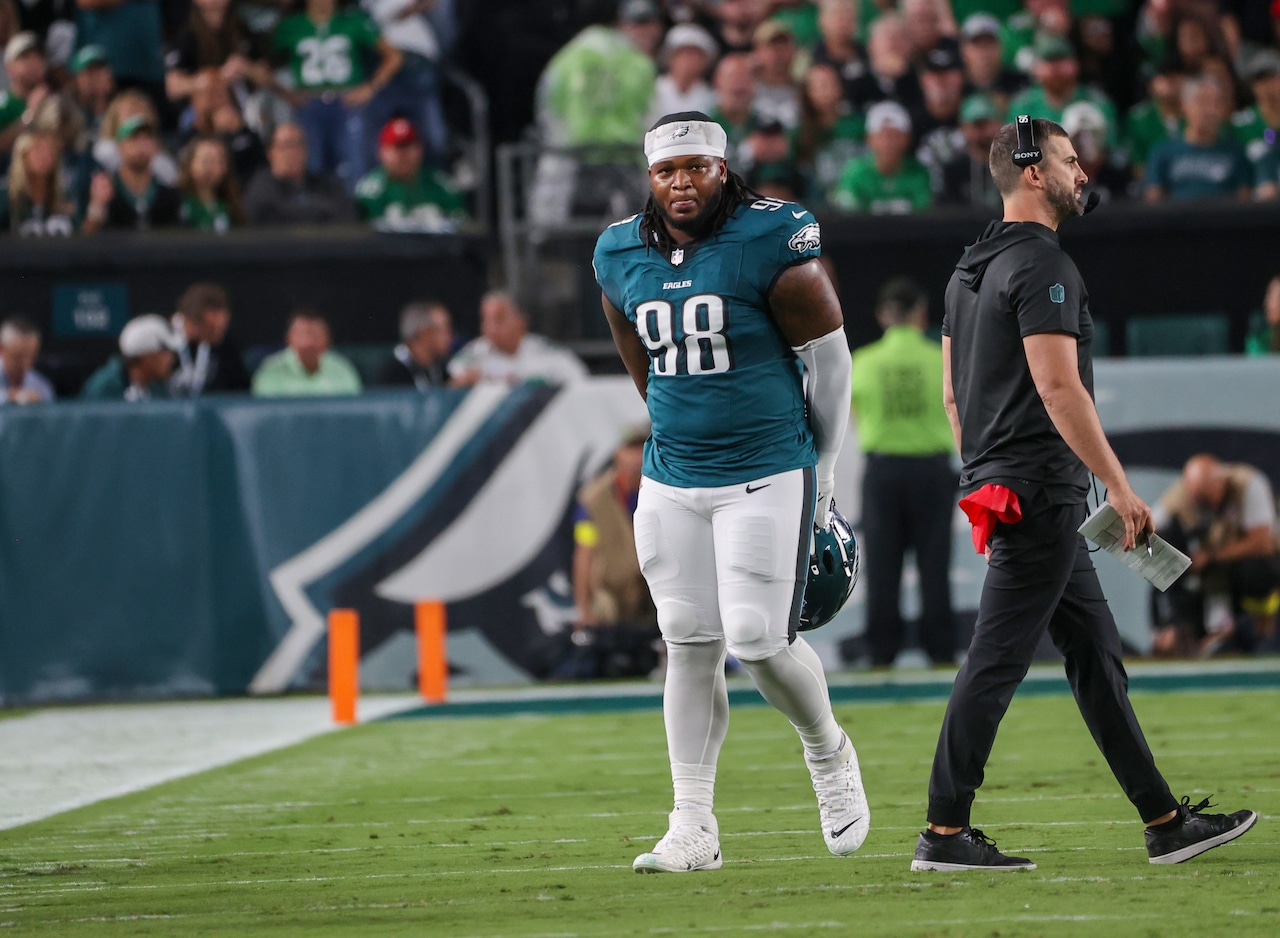 Eagles DT Jalen Carter apologizes for spitting on Cowboys QB Dak Prescott in Week 1 win