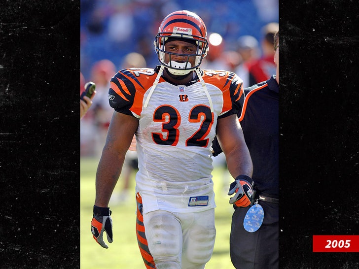 Rudi Johnson sub getty swipe 1